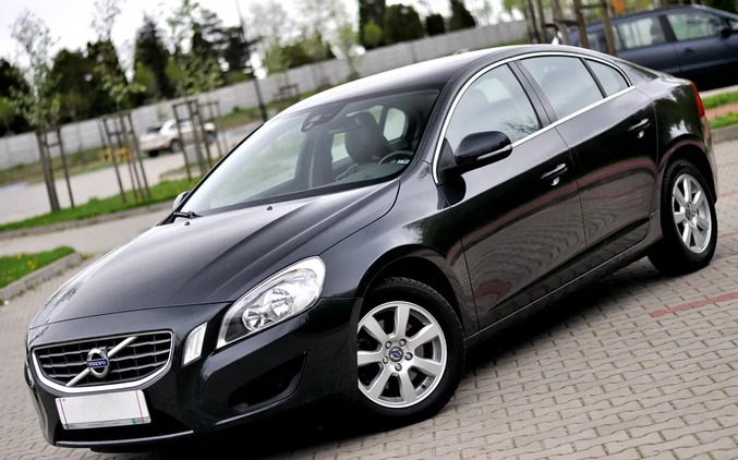 Volvo S60 cena 35900 przebieg: 240000, rok produkcji 2011 z Ujście małe 436